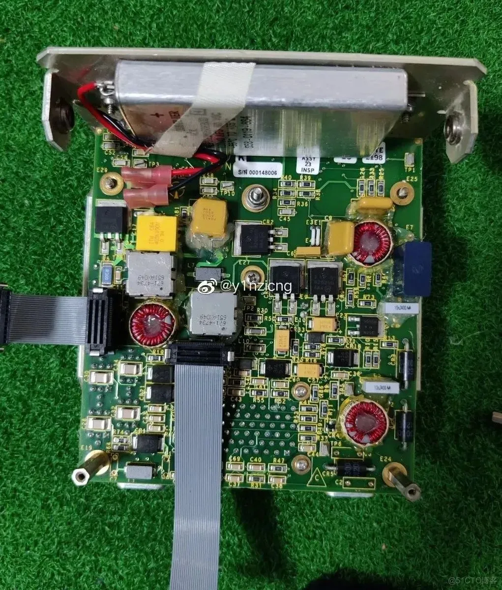 拆解飞机黑匣子，看看内部构造、PCB及芯片！_定位_16